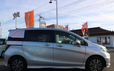 Honda Freed I, 2016 год, 910 000 рублей, 4 фотография