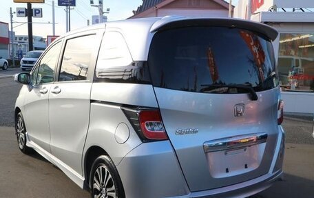 Honda Freed I, 2016 год, 910 000 рублей, 7 фотография