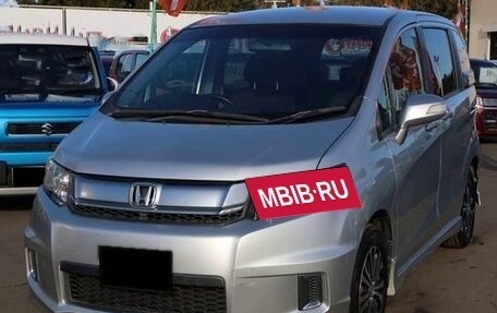Honda Freed I, 2016 год, 910 000 рублей, 3 фотография