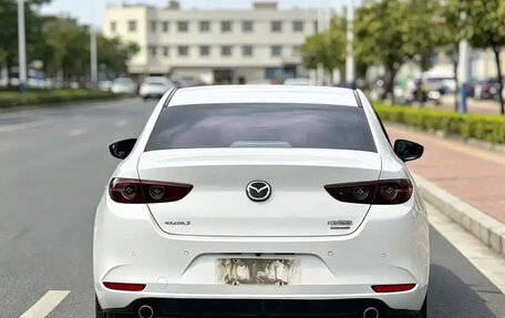 Mazda 3, 2022 год, 1 500 000 рублей, 5 фотография