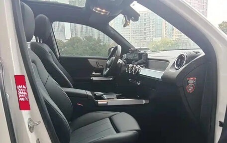 Mercedes-Benz GLB, 2020 год, 2 129 222 рублей, 14 фотография