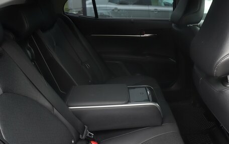 Toyota Camry, 2022 год, 3 450 000 рублей, 8 фотография
