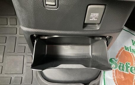 Honda N-BOX II, 2022 год, 780 000 рублей, 31 фотография