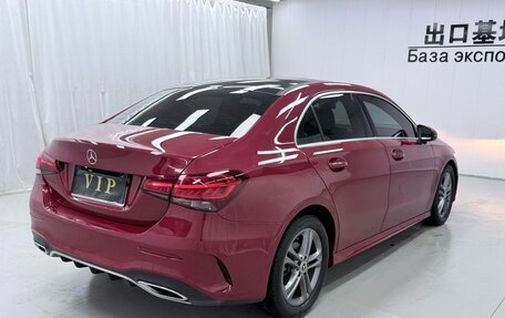 Mercedes-Benz A-Класс, 2022 год, 1 750 000 рублей, 5 фотография