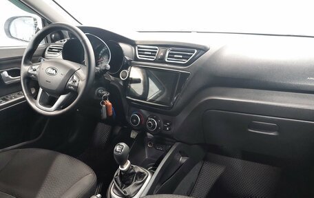 KIA Rio III рестайлинг, 2015 год, 899 000 рублей, 12 фотография