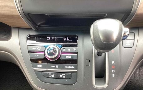 Honda Freed II, 2021 год, 1 320 000 рублей, 12 фотография