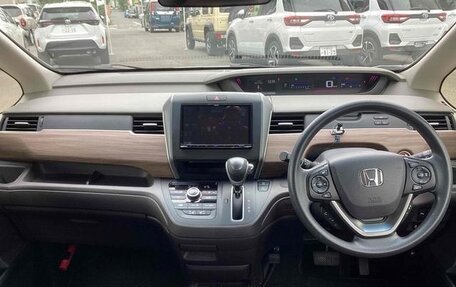Honda Freed II, 2021 год, 1 320 000 рублей, 2 фотография