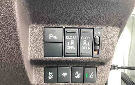 Honda Freed II, 2021 год, 1 320 000 рублей, 16 фотография