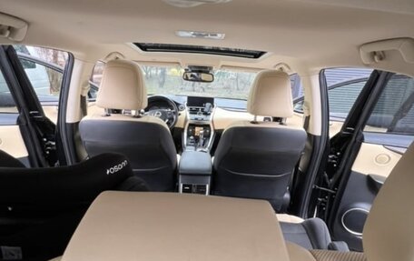 Lexus NX I, 2018 год, 2 700 000 рублей, 6 фотография