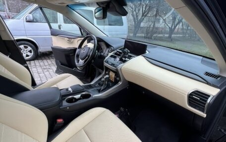Lexus NX I, 2018 год, 2 700 000 рублей, 5 фотография