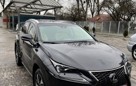 Lexus NX I, 2018 год, 2 700 000 рублей, 2 фотография