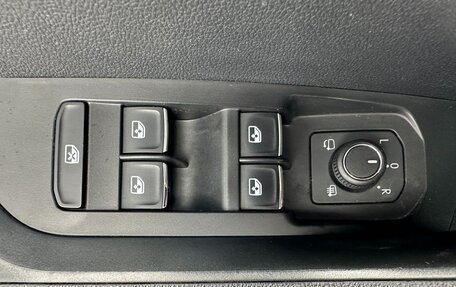 Skoda Karoq I, 2023 год, 1 815 000 рублей, 10 фотография