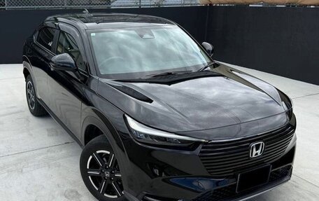 Honda Vezel, 2024 год, 1 869 000 рублей, 3 фотография