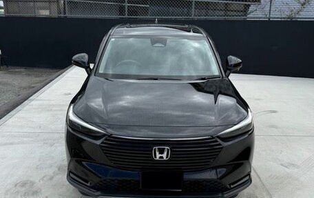 Honda Vezel, 2024 год, 1 869 000 рублей, 6 фотография