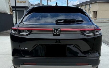 Honda Vezel, 2024 год, 1 869 000 рублей, 18 фотография