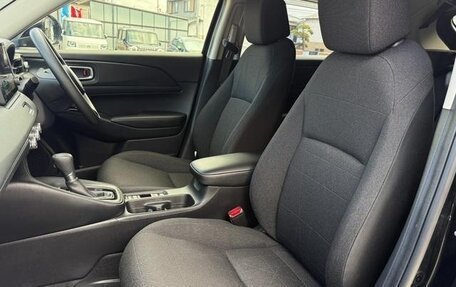 Honda Vezel, 2024 год, 1 869 000 рублей, 39 фотография