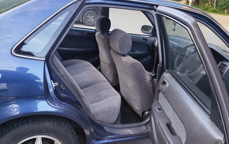 Toyota Sprinter VIII (E110), 1995 год, 300 000 рублей, 14 фотография