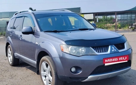 Mitsubishi Outlander III рестайлинг 3, 2007 год, 960 000 рублей, 8 фотография