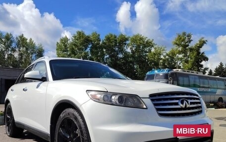 Infiniti FX I, 2004 год, 1 050 000 рублей, 13 фотография
