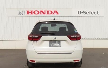 Honda Fit, 2021 год, 850 000 рублей, 6 фотография