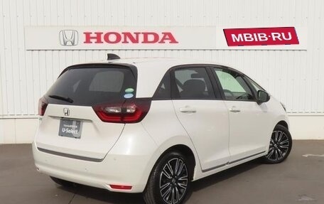 Honda Fit, 2021 год, 850 000 рублей, 5 фотография