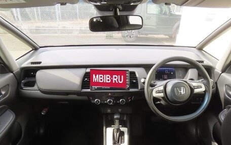 Honda Fit, 2021 год, 850 000 рублей, 13 фотография