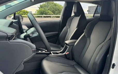 Toyota Corolla, 2026 год, 1 820 000 рублей, 5 фотография