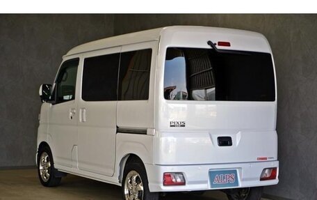 Toyota Pixis Van, 2022 год, 560 000 рублей, 4 фотография