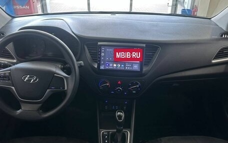 Hyundai Solaris II рестайлинг, 2017 год, 1 349 900 рублей, 10 фотография