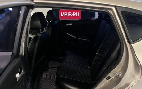 Hyundai Solaris II рестайлинг, 2011 год, 580 000 рублей, 24 фотография