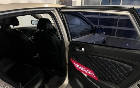 Hyundai Solaris II рестайлинг, 2011 год, 580 000 рублей, 25 фотография