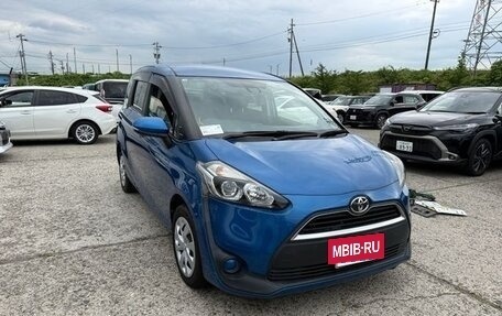 Toyota Sienta II, 2017 год, 890 000 рублей, 5 фотография
