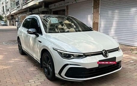 Volkswagen Golf VIII, 2023 год, 1 710 285 рублей, 3 фотография