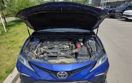 Toyota Camry, 2021 год, 2 640 000 рублей, 8 фотография