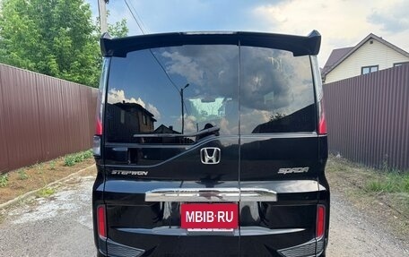 Honda Stepwgn IV, 2017 год, 1 850 000 рублей, 8 фотография