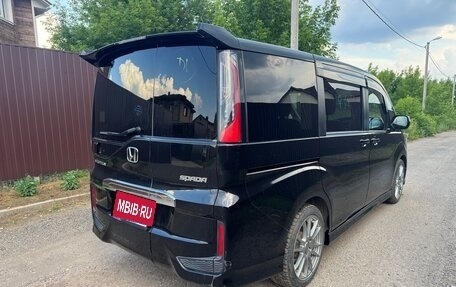 Honda Stepwgn IV, 2017 год, 1 850 000 рублей, 9 фотография