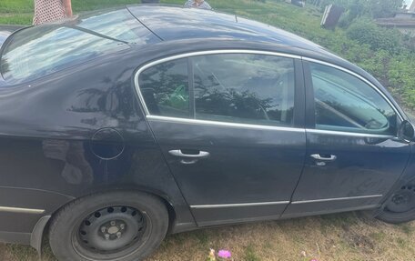 Volkswagen Passat B6, 2006 год, 570 000 рублей, 2 фотография