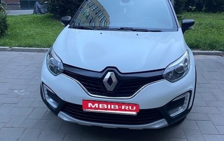 Renault Kaptur I рестайлинг, 2016 год, 1 420 000 рублей, 2 фотография
