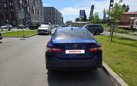 Toyota Camry, 2021 год, 2 640 000 рублей, 4 фотография
