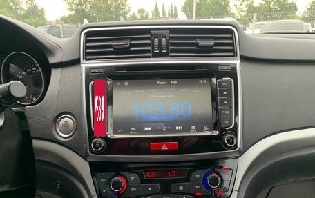 Haval H6, 2018 год, 1 490 000 рублей, 14 фотография