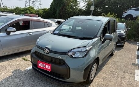 Toyota Sienta, 2023 год, 980 000 рублей, 1 фотография
