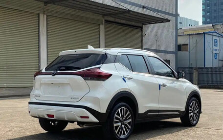 Nissan Kicks I, 2023 год, 1 285 000 рублей, 7 фотография