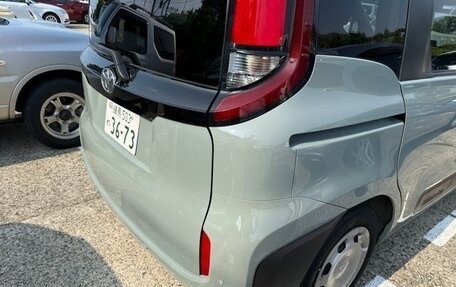 Toyota Sienta, 2023 год, 980 000 рублей, 7 фотография