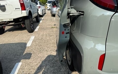 Toyota Sienta, 2023 год, 980 000 рублей, 14 фотография