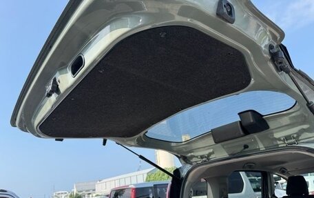 Toyota Sienta, 2023 год, 980 000 рублей, 20 фотография
