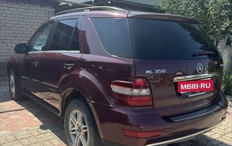 Mercedes-Benz M-Класс, 2010 год, 2 550 000 рублей, 2 фотография