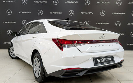 Hyundai Elantra, 2022 год, 1 999 000 рублей, 7 фотография