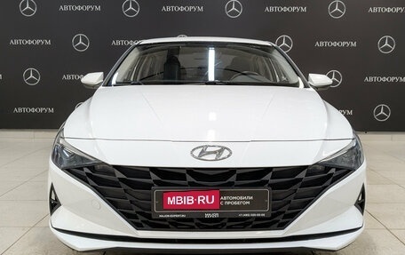 Hyundai Elantra, 2022 год, 1 999 000 рублей, 2 фотография