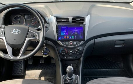 Hyundai Solaris II рестайлинг, 2014 год, 820 000 рублей, 14 фотография