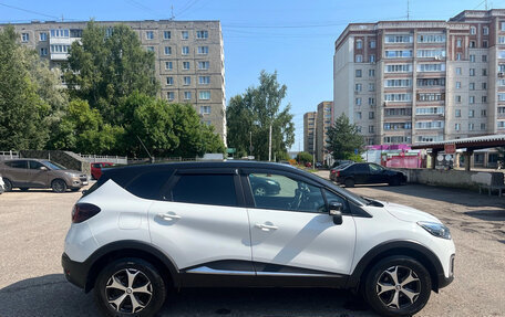 Renault Kaptur I рестайлинг, 2021 год, 1 850 000 рублей, 6 фотография